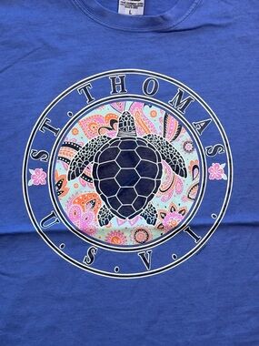 St. Thomas T-shirt size L